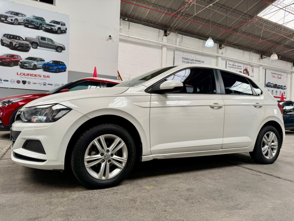 Volkswagen POLO Trend 1.6 MT — foto 2